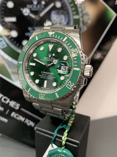 rolex hulk bezel|Rolex submariner Hulk.